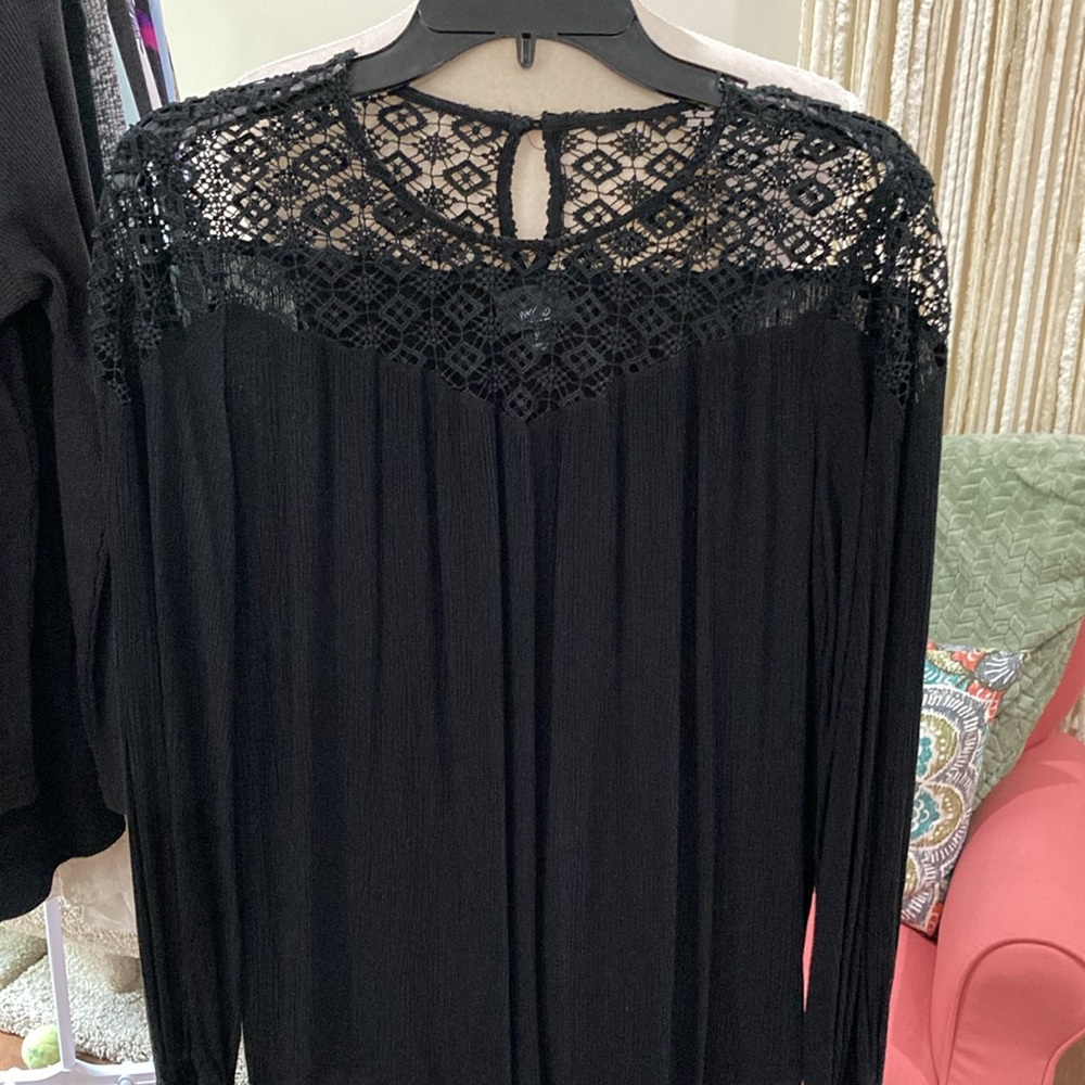 Black Medium Bundle - image 4